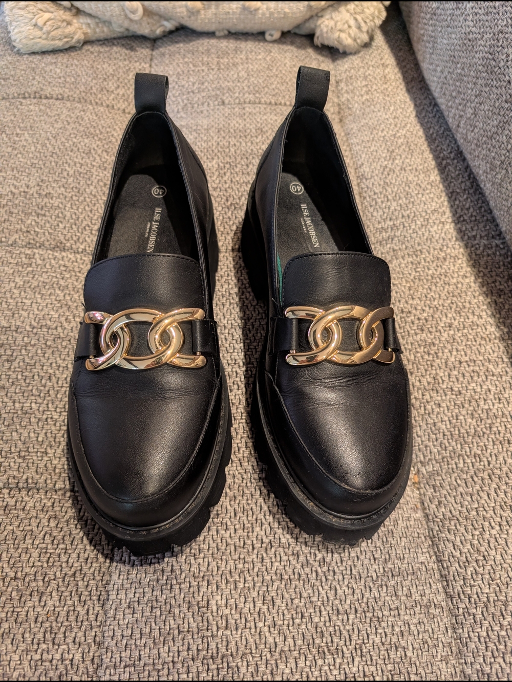 Ilse Jacobsen Black Leather Loafers with Gold Chain Detail